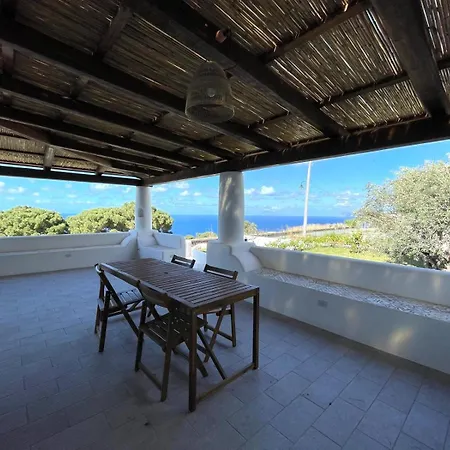 A - Alba & Rosina, Isola Salina Holiday home