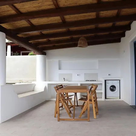 A - Alba & Rosina, Isola Salina Vakantiehuis Malfa (Salina)