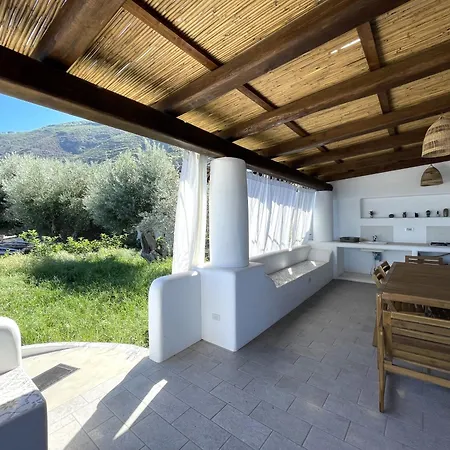 A - Alba & Rosina, Isola Salina Vakantiehuis