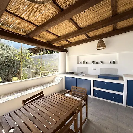A - Alba & Rosina, Isola Salina Holiday home